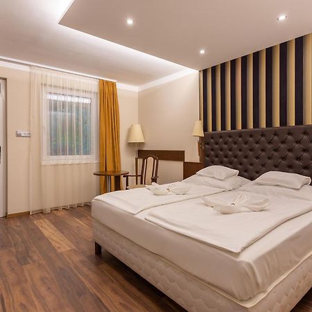 Szonyi Garden Hotel Pest Budapest Luaran gambar
