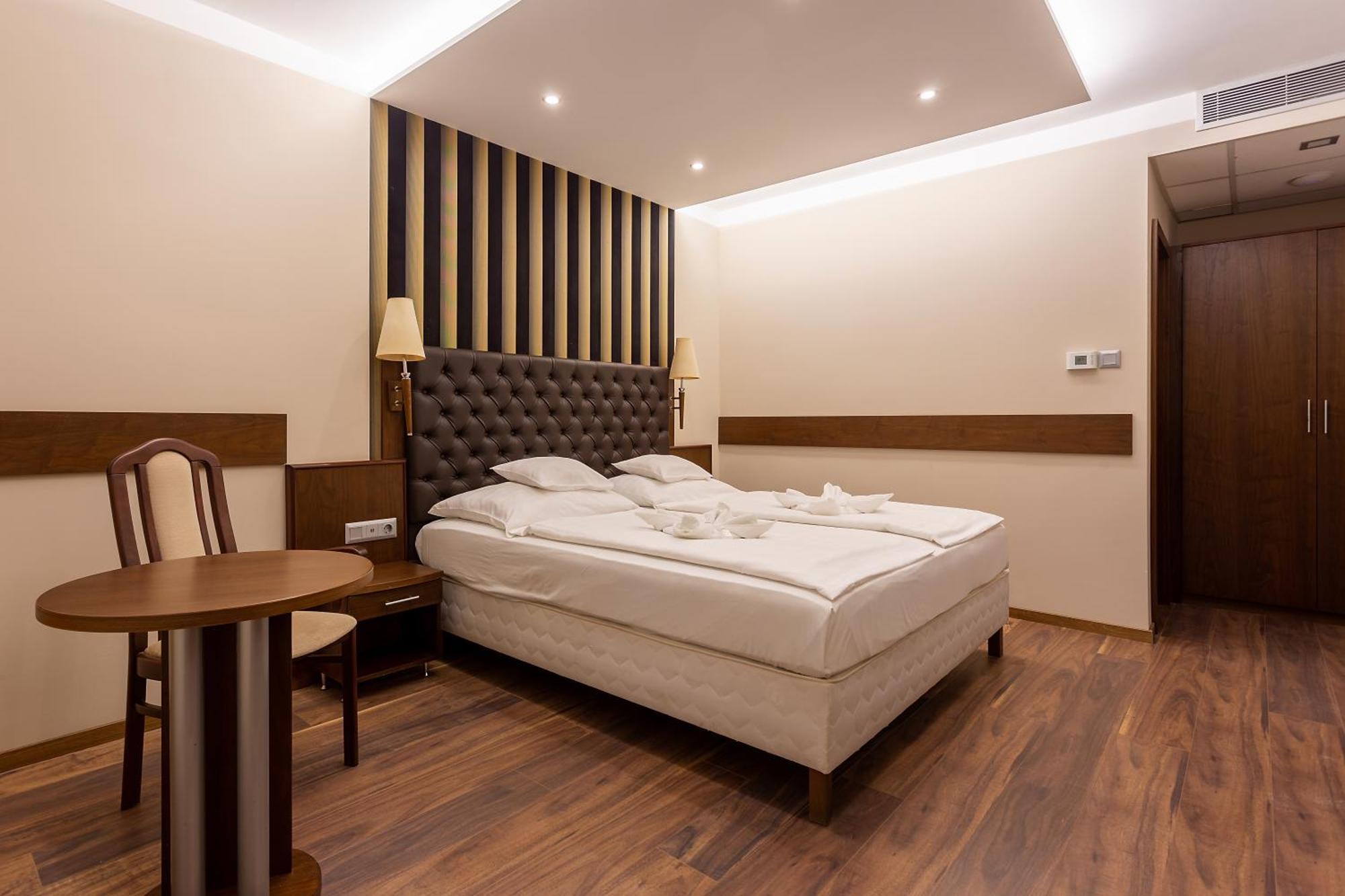Szonyi Garden Hotel Pest Budapest Luaran gambar