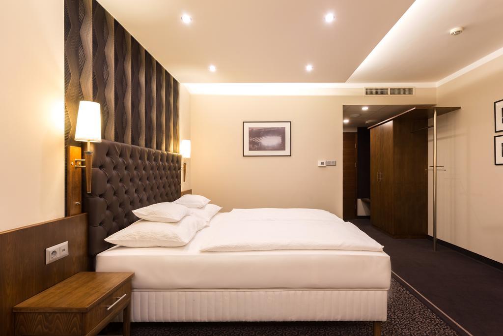 Szonyi Garden Hotel Pest Budapest Luaran gambar