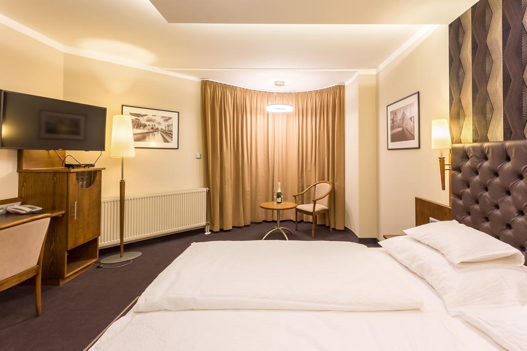Szonyi Garden Hotel Pest Budapest Luaran gambar